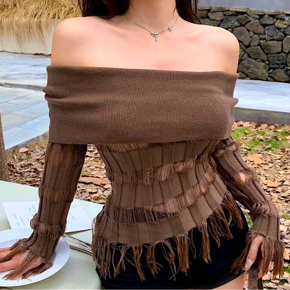 Gorgeous Off Shoulder Sweater - Picture 10 of 16